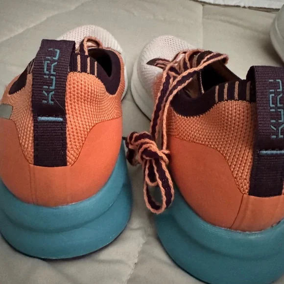 KURU Womens Flux Cloud- Size 8.5 - Picture 3 of 5